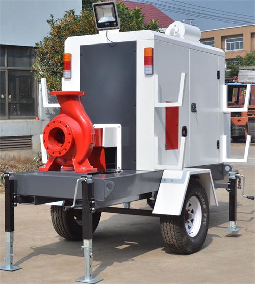 mobile fire pump truck